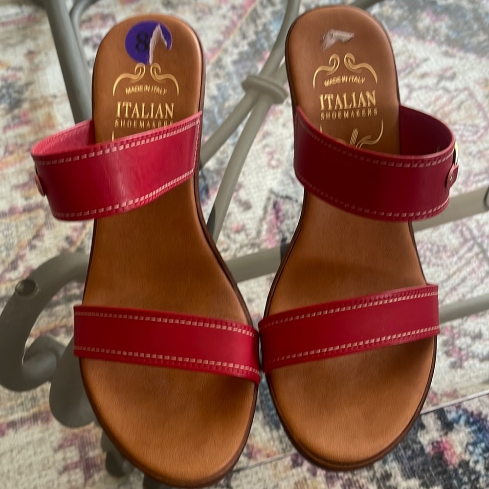 Sandal